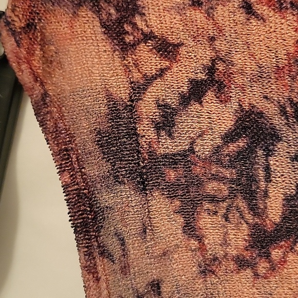 WORLD UNITY TOP - Picture 7 of 8